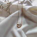 Minimal Heart Pendant Necklace