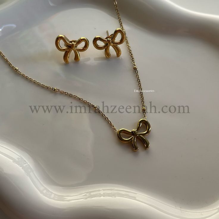 Bow Jewelry Set – Minimal Necklace & Stud Earrings - Image 2