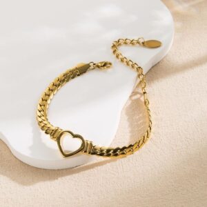 Classic Heart Charm Bracelet