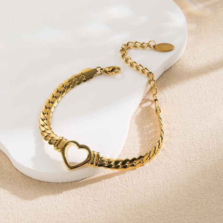 Classic Heart Charm Bracelet