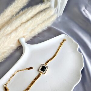 Emerald Noir Bracelet