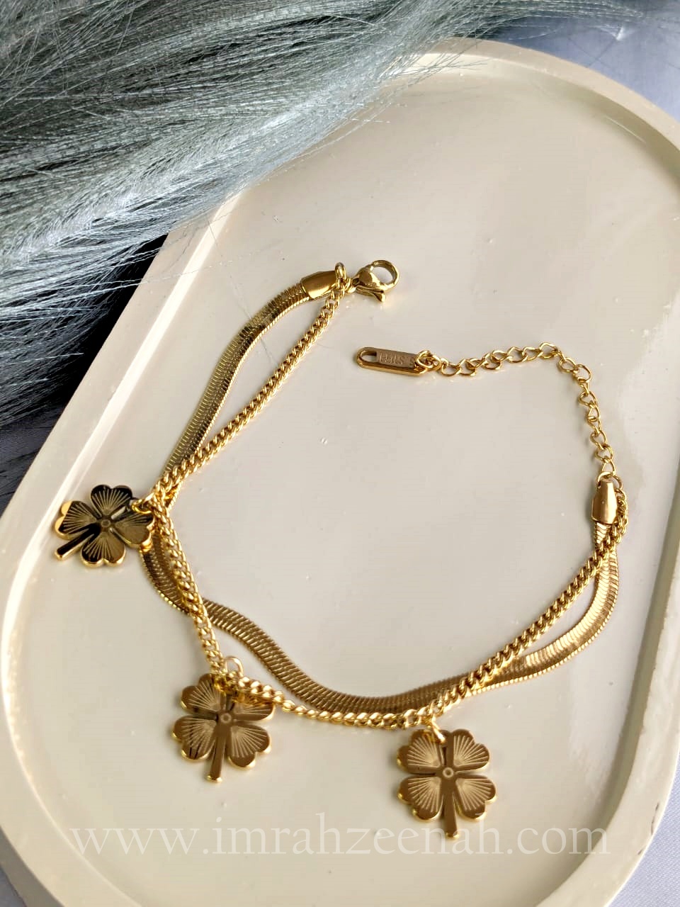 Golden Clover Charm Bracelet – Stainless Steel Layered Design - Image 2