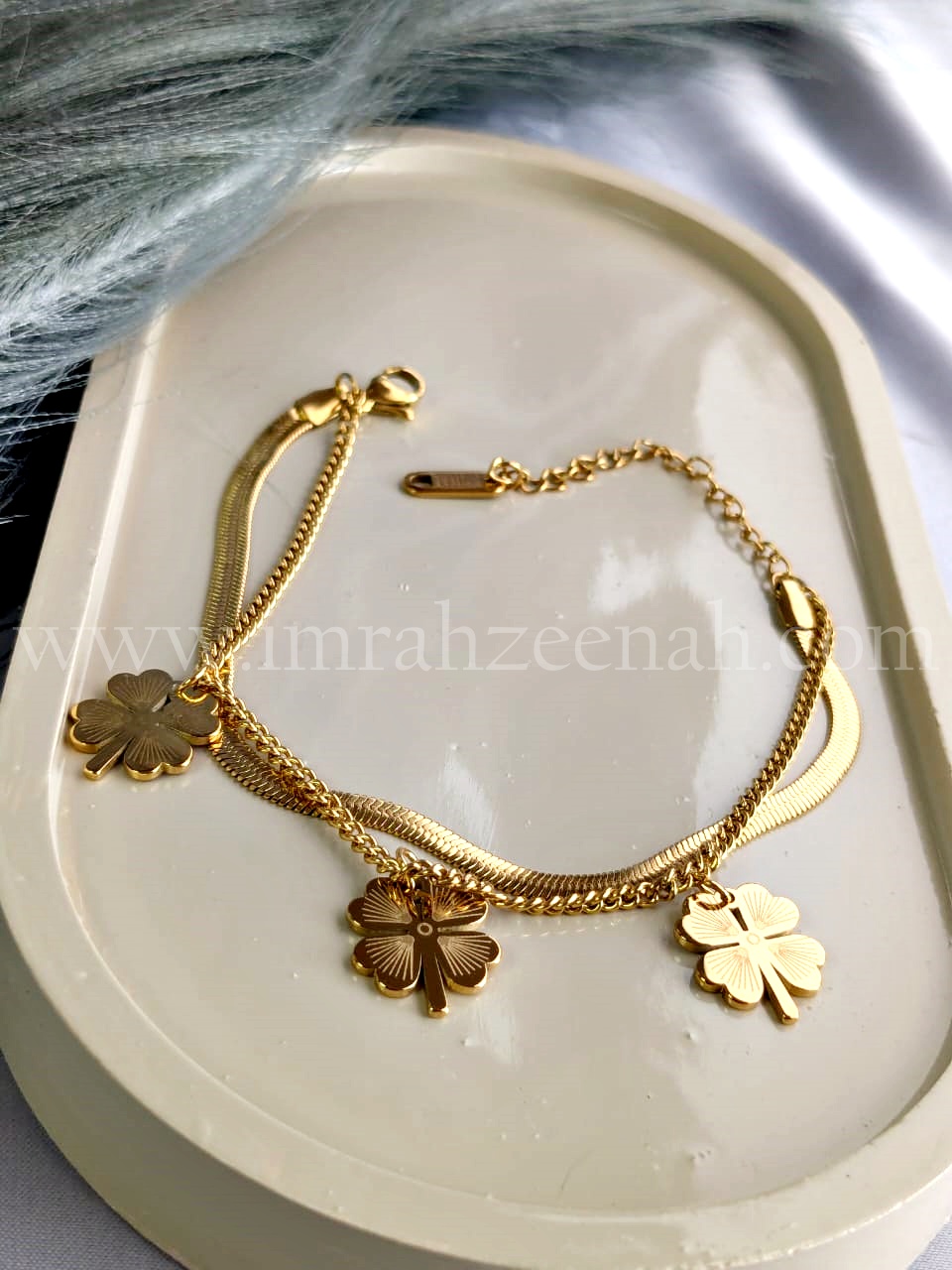 Golden Clover Charm Bracelet – Stainless Steel Layered Design