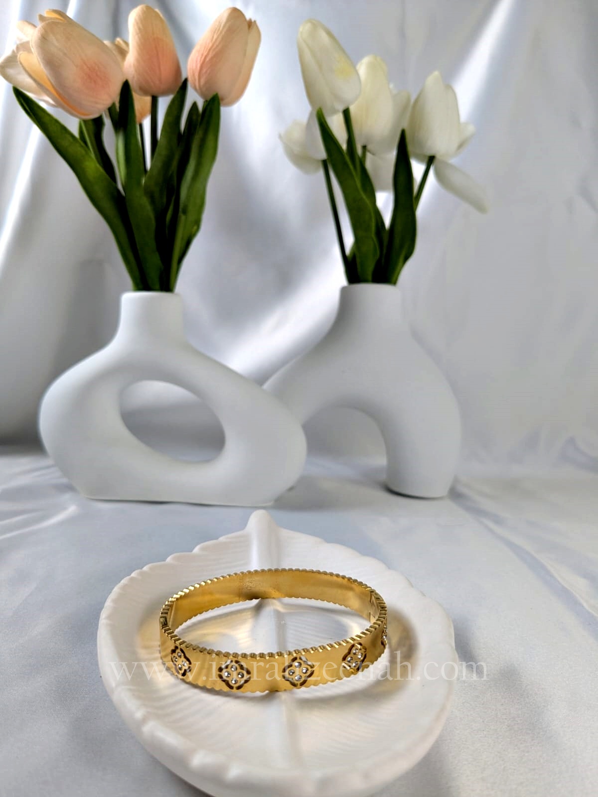 Gulzar Bangle – Floral Gold Zircon Bangle