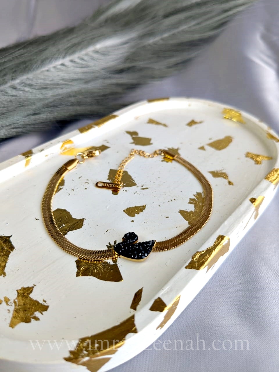 Serenya Black Swan Snake Bracelet