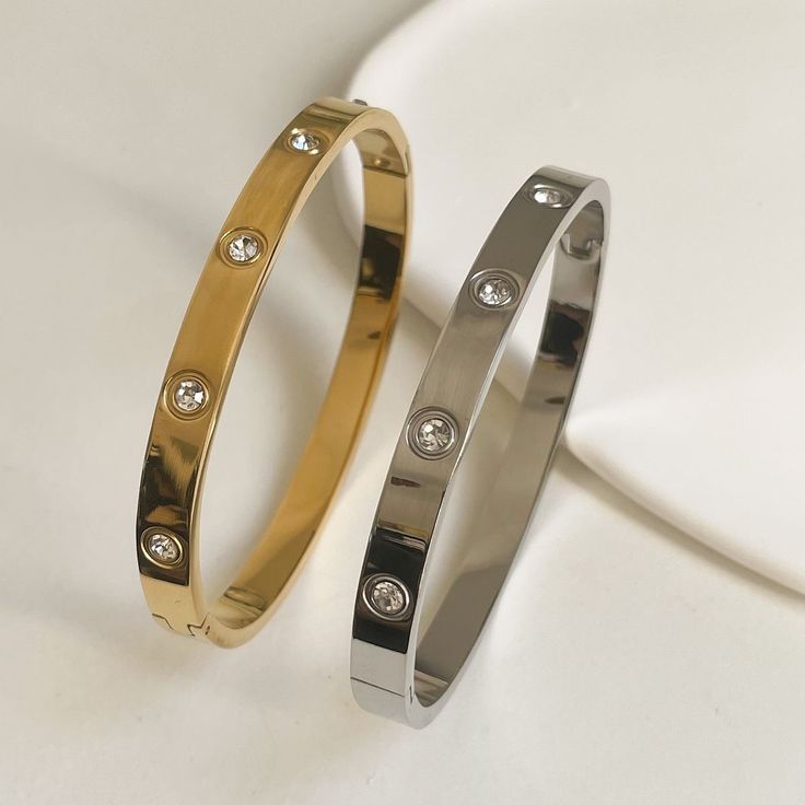 Love Bangle Cartier