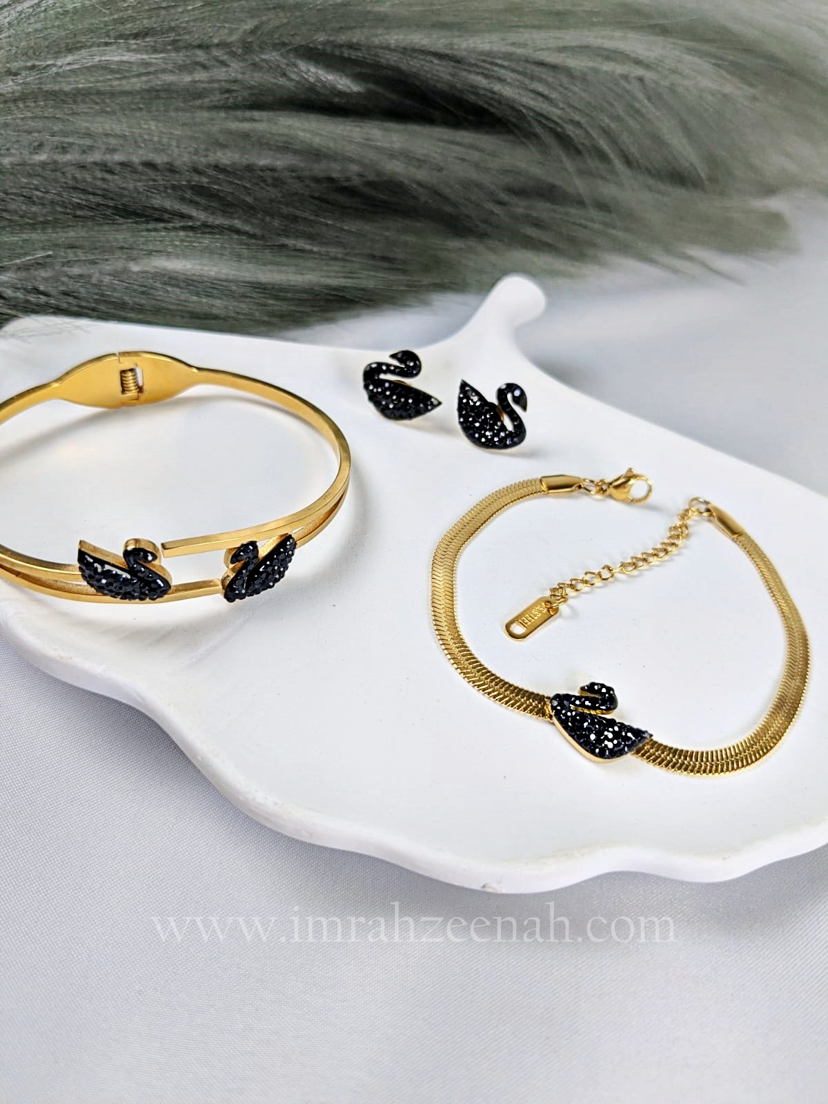 Black Swan Jewelry Set – Bangle, Bracelet & Earrings