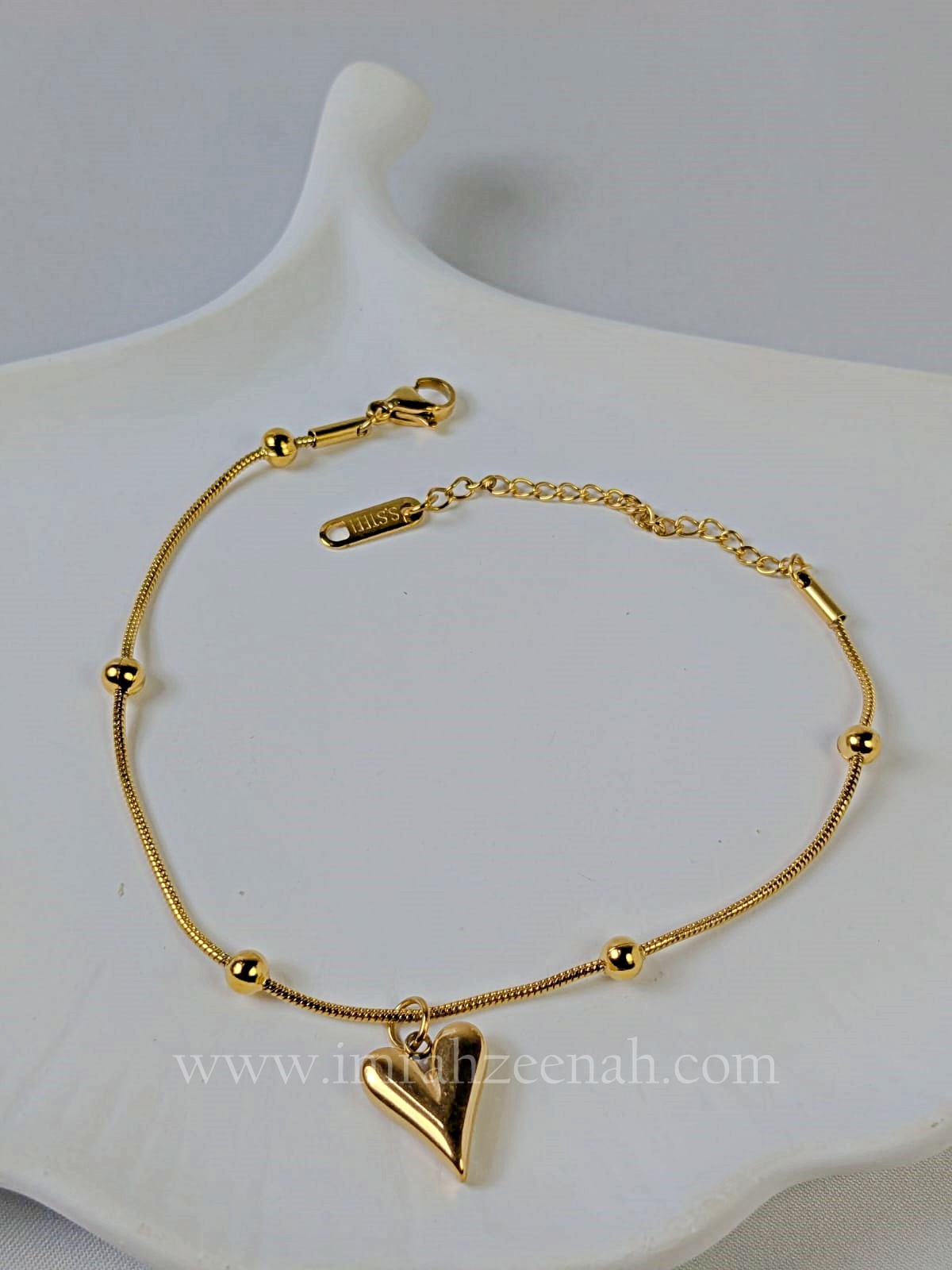 Gold Heart Bracelet – Waterproof, Anti Tarnish, Stainless Steel, Hypoallergenic Women’s Jewelry