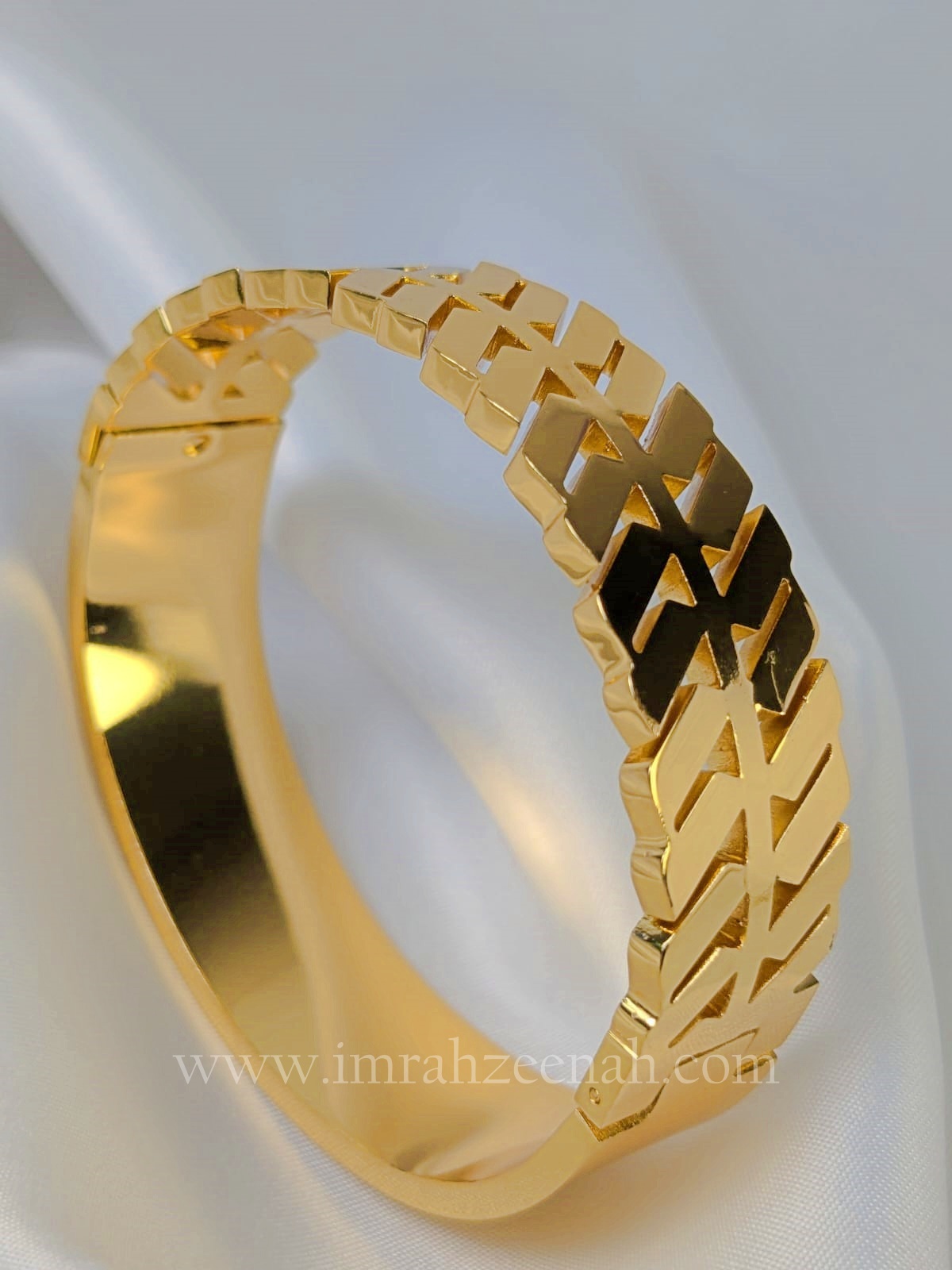 Gold Plated Wide Cuff Bracelet | 316L Stainless Steel | Anti Tarnish