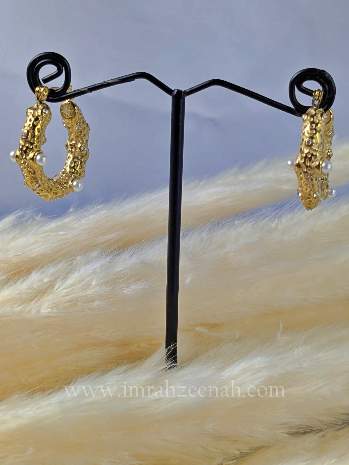 Pearl & Crystal Textured Hoop Earrings – Gold Finish, Stainless Steel