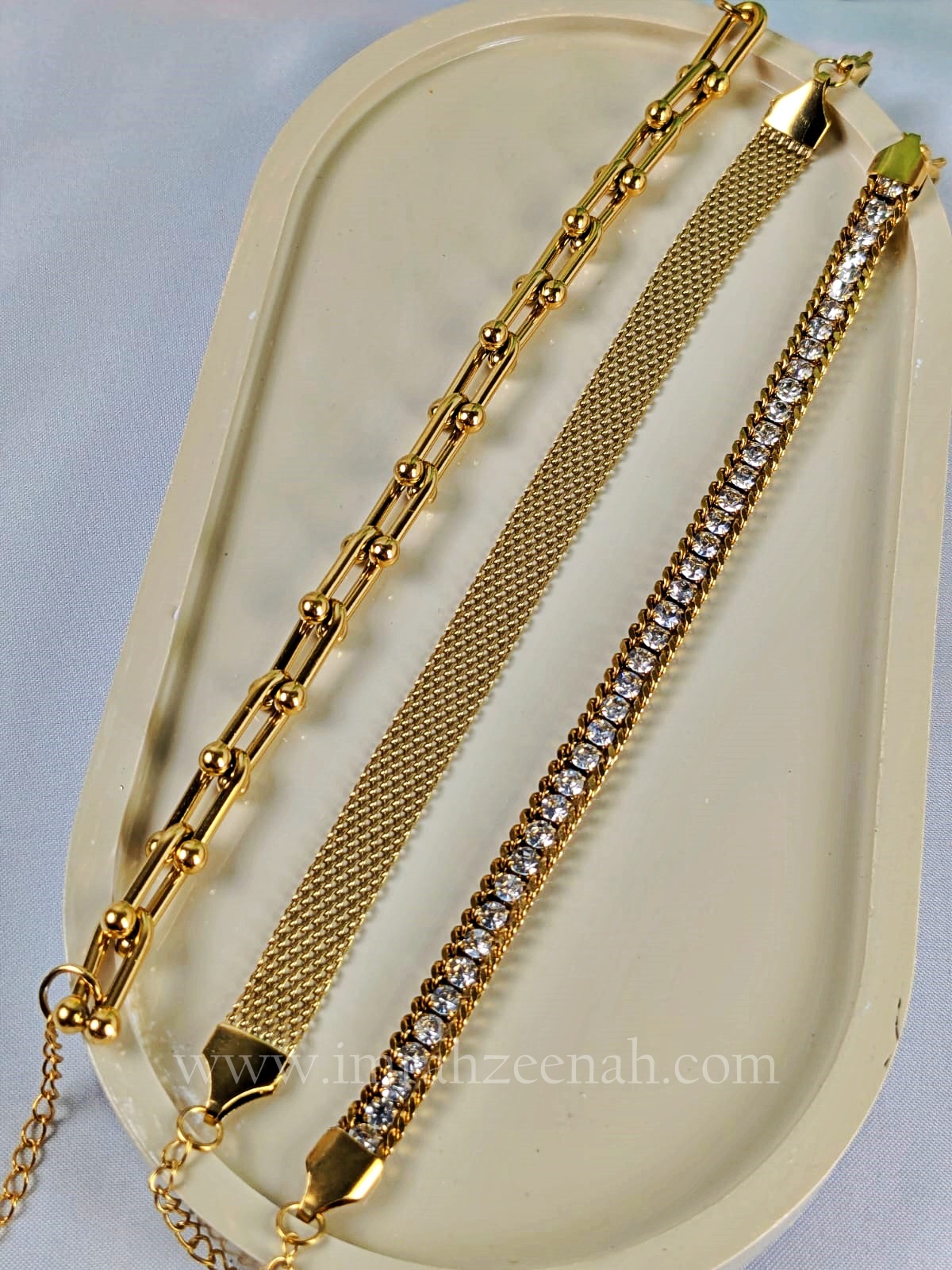 Stackable gold bracelet set for women – link, mesh, and crystal design