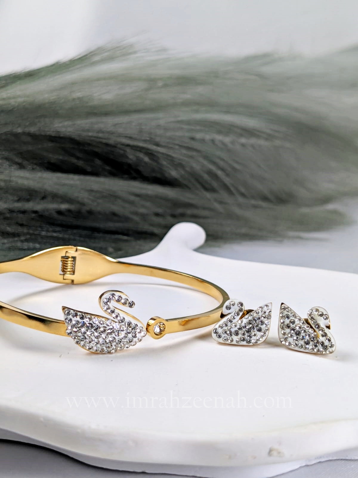 White Swan Bangle & Ring Jewelry Set – Stainless Steel