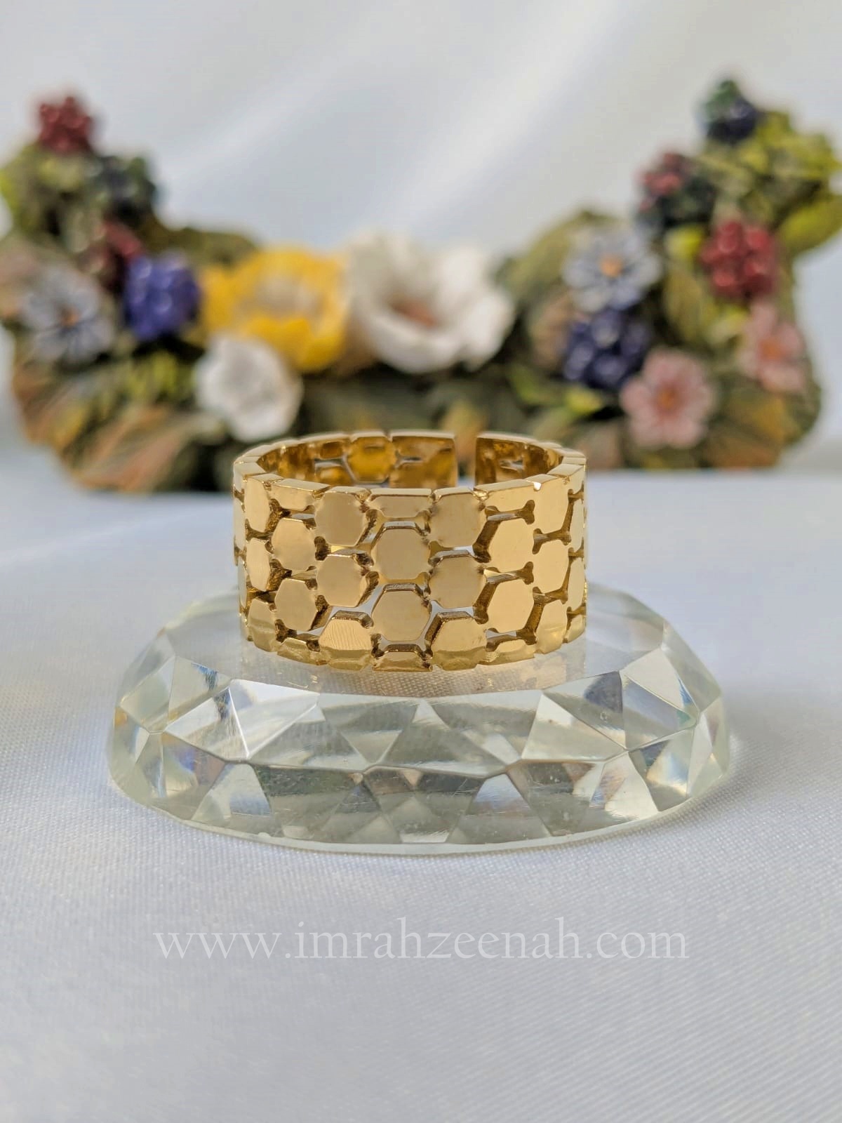 Gold Plated Wide Ring stainless steel jewelry in Pakistan