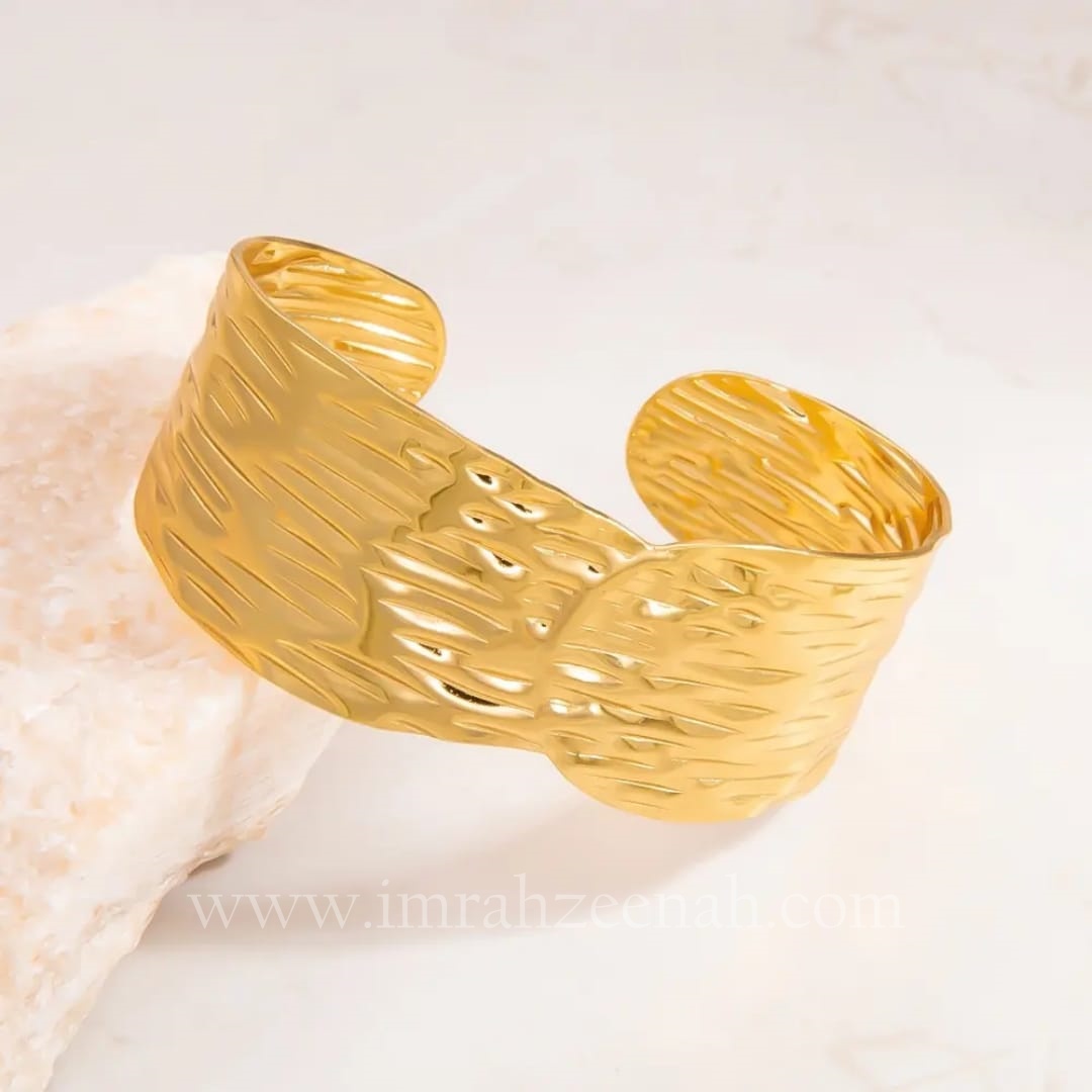 sculpted wide statement cuff inspired by nature design